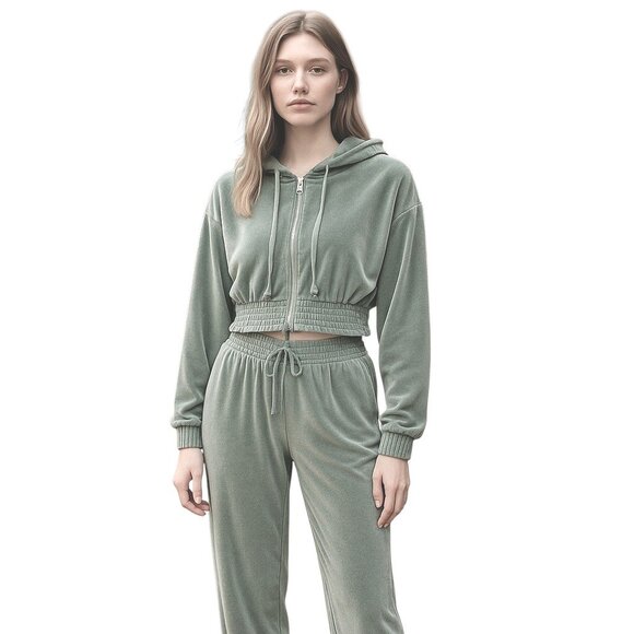 Comfy and Cute Cropped Green/Gray Velour Set! - Picture 1 of 6
